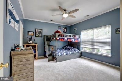 /international/us/10119-orland-stone-drive-bristow-va-110100965984/