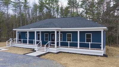 /international/us/265-nine-mile-tree-road-mayfield-ny-110107311238/