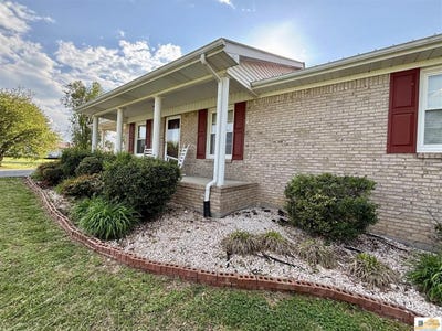 /international/us/311-garmon-ferry-road-burkesville-ky-110107538685/