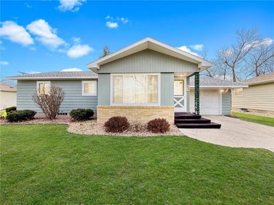 /international/us/413-s-13th-street-montevideo-mn-110107465383/