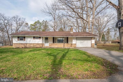 /international/us/407-seneca-avenue-mountain-lake-park-md-110106721421/