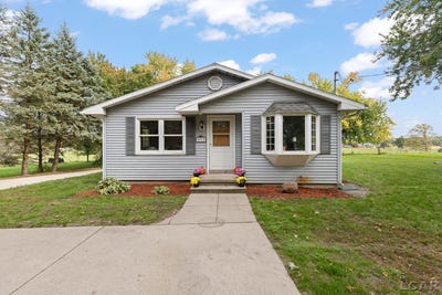 /international/us/9919-springville-highway-onsted-mi-110120534799/