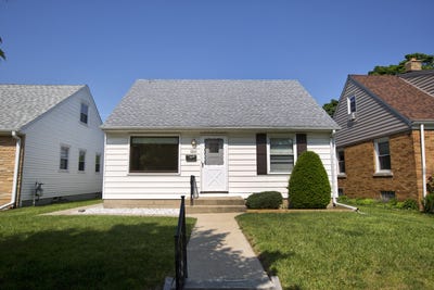 /international/us/3807-s-51st-st-milwaukee-wi-110100360002/