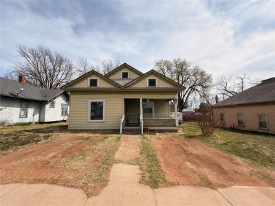 /international/us/304-n-4th-street-sayre-ok-110106498470/