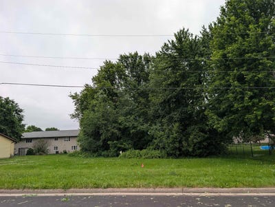 /international/us/325-jefferson-street-deforest-wi-110108819701/