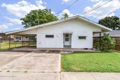 /international/us/707-2nd-street-rayne-la-110105416635/