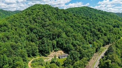 /international/us/10633-poplar-gap-road-ravencliff-wv-110108141122/