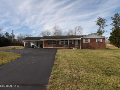 /international/us/18-sandra-lane-crossville-tn-110106619688/