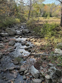 /international/us/07-route-120-plainfield-nh-110120410955/