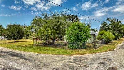 /international/us/62-travis-street-santo-tx-110101481277/?lang=it