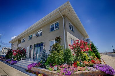 /international/us/1600-atlantic-ave-longport-nj-110107574039/