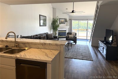 /international/us/1481-ledges-drive-osage-beach-mo-110108551381/