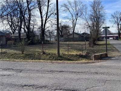 /international/us/199-n-7th-lot-3-stilwell-ok-110105856209/