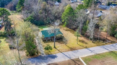 /international/us/417-dennis-avenue-moncks-corner-sc-110104977572/