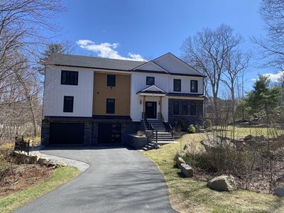 /international/us/1-whisper-way-hopkinton-ma-110106553925/