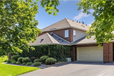 /international/us/1900-hunter-hill-road-hudson-wi-110100751041/