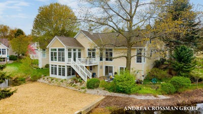 /international/us/1013-pebble-stone-court-holland-mi-110107799052/