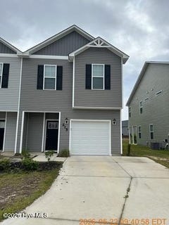 /international/us/215-shallowbag-bay-lane-jacksonville-nc-110108226592/