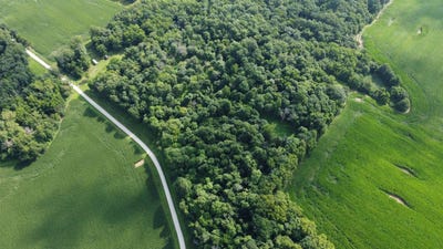 /international/us/000-205th-st-kinderhook-il-110098993770/