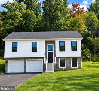 /international/us/181-piedmont-way-hanover-pa-110100257441/