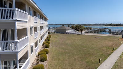 /international/us/650-cedar-point-boulevard-cedar-point-nc-110107260067/