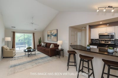 /international/us/8530-greenway-boulevard-middleton-wi-110100411244/