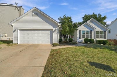 /international/us/884-chestnut-oak-drive-st-charles-mo-110120720504/