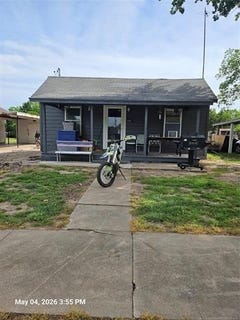 /international/us/719-e-2nd-street-cushing-ok-110108397206/