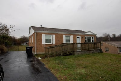 /international/us/151-return-rd-roanoke-va-110108983428/