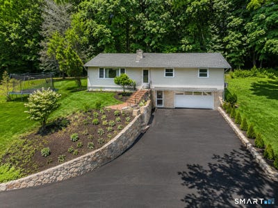 /international/us/50-maple-avenue-extension-bethel-ct-110108572421/