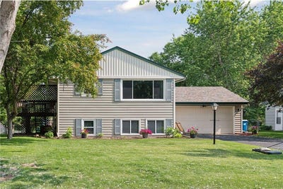 /international/us/9826-129th-avenue-n-champlin-mn-110100409989/