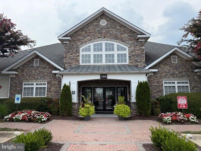 /international/us/502-sunset-view-terrace-se-leesburg-va-110101458269/