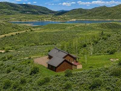 /international/us/31125-corral-drive-oak-creek-co-110107635842/