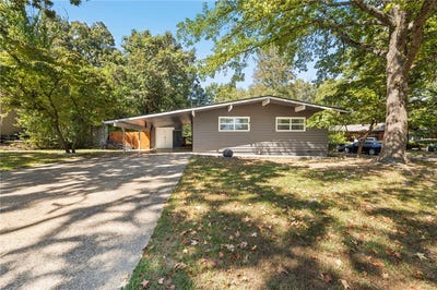 /international/us/22-basore-drive-bella-vista-ar-110120029288/