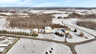 /international/us/36-host-rd-womelsdorf-pa-110104559427/