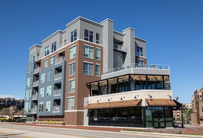 /international/us/20-w-northwest-highway-mount-prospect-il-110108540336/