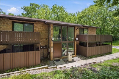 /international/us/6895-carriage-hill-drive-brecksville-oh-110108343207/