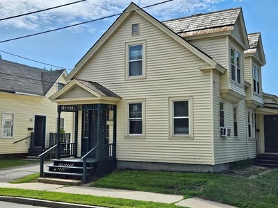 /international/us/27-water-street-keene-nh-110108919851/
