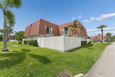 /international/us/1425-oxford-lane-boynton-beach-fl-110107908139/