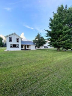 /international/us/24308-dunham-road-harvard-il-110108058645/