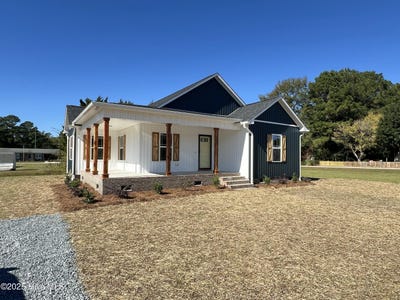 /international/us/153-hillside-street-clarkton-nc-110103291469/