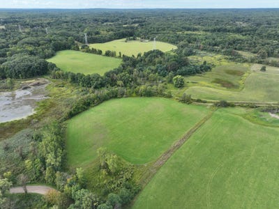 /international/us/5414-bordman-road-leonard-mi-110105215831/