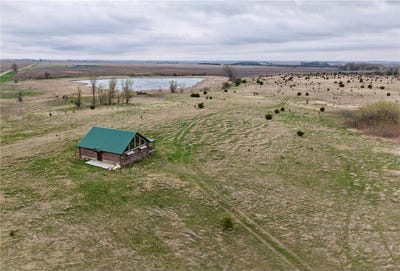 /international/us/51-county-road-delton-twp-mn-110105384418/