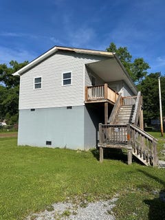 /international/us/326-valley-avenue-rainelle-wv-110108588416/?lang=th