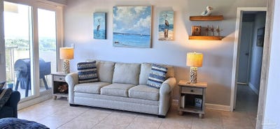 /international/us/825-bayshore-dr-pensacola-fl-110108695196/