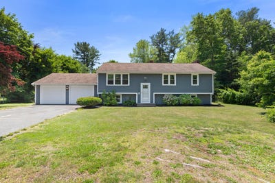 /international/us/65-plain-street-pembroke-ma-110100309207/