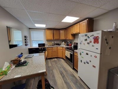 /international/us/47-a-main-street-plymouth-nh-110108492377/