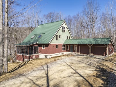 /international/us/116-s-pond-shore-lane-greenwood-me-110107401806/