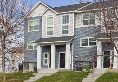 /international/us/3139-clover-ridge-drive-chaska-mn-110106337569/