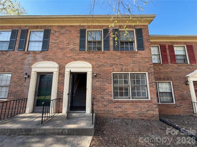 /international/us/4726-old-lantern-way-charlotte-nc-110106616259/